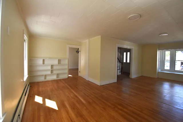 $274,000 | 124 South Street, Pittsfield, ME 04967