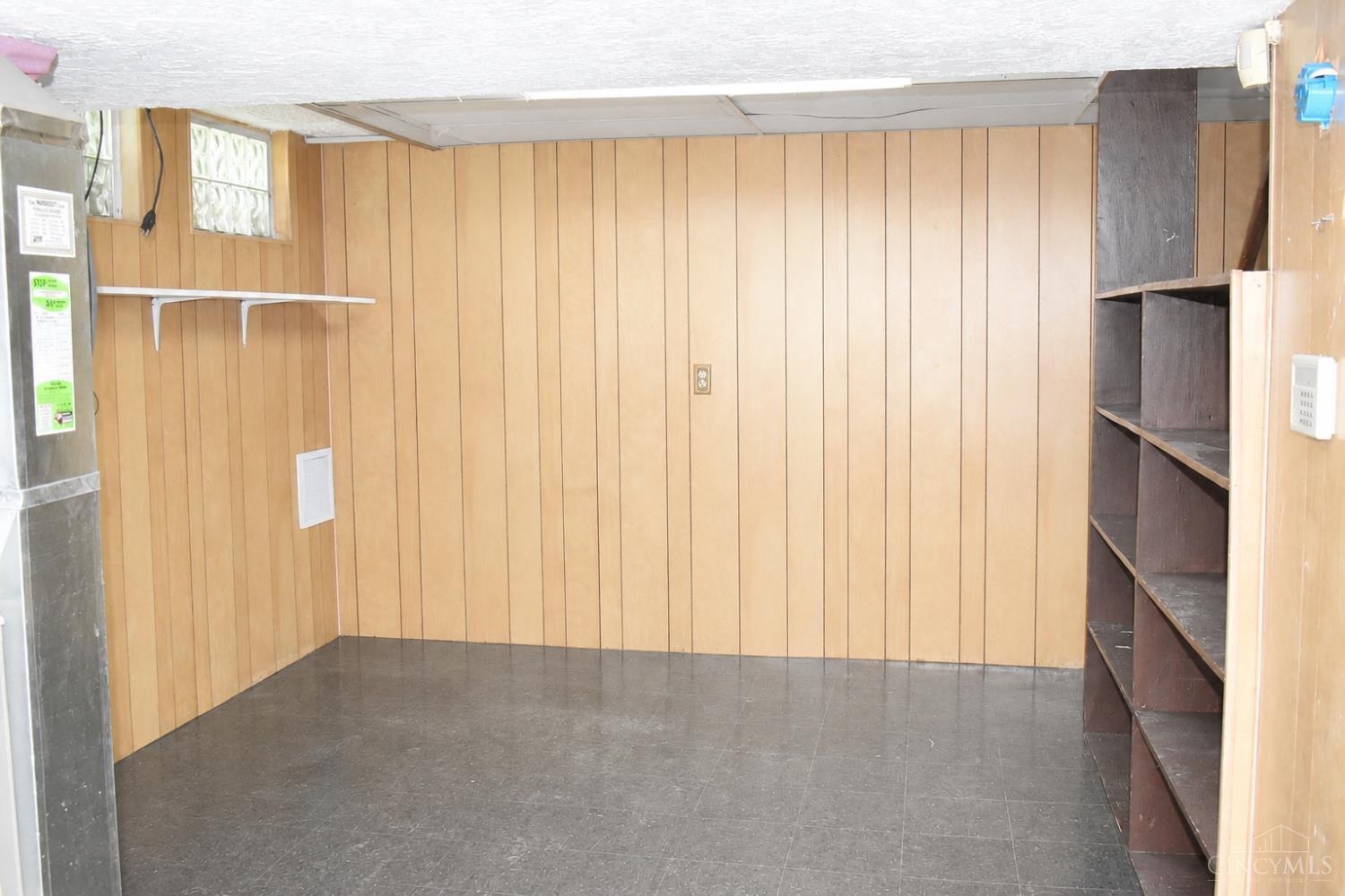 4357 Hubble Road Cincinnati, OH 45247 - Photo 20 of 23
