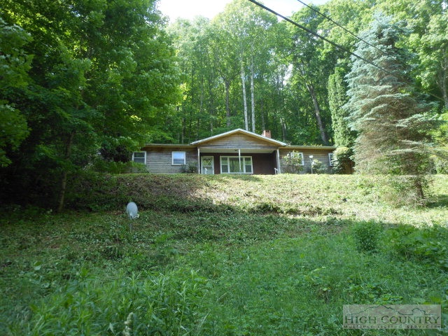 438 Jones Drive Boone, NC 28607 - Photo 8 of 18 Gallery Image 8