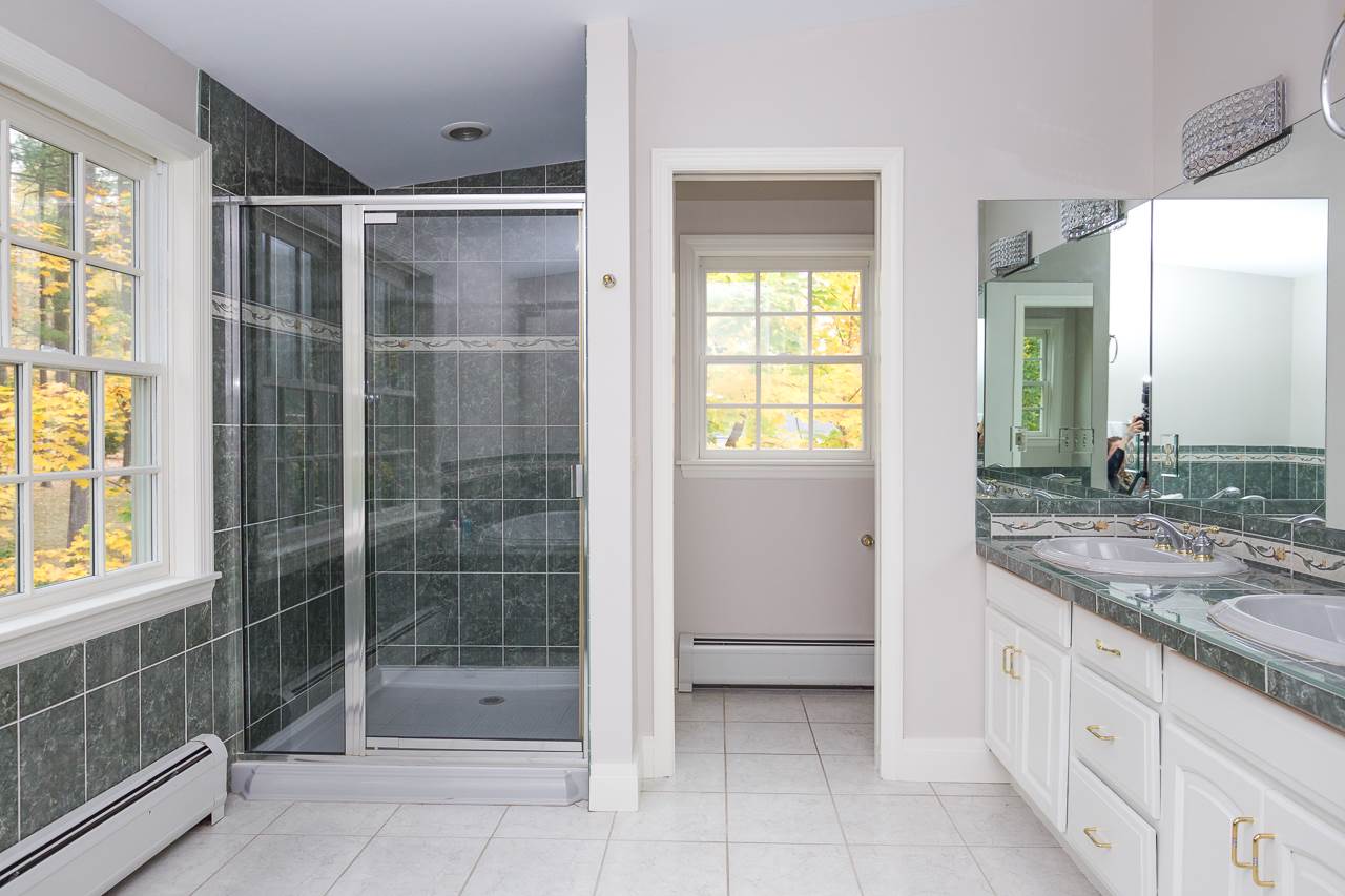 233 Crescent Road Burlington, VT 05401 - Photo 33 of 39 Gallery Image 33