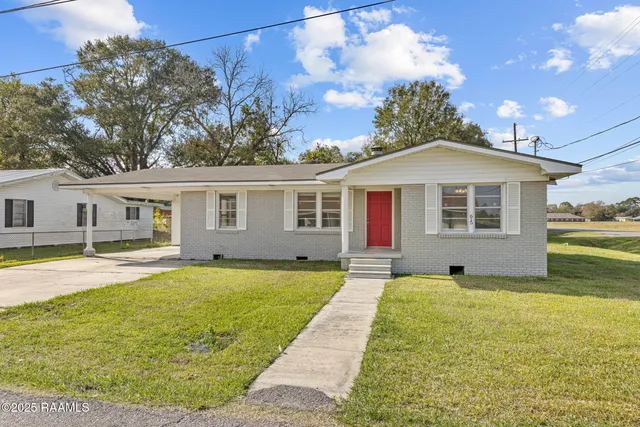 $130,000 | 615 Kathy Drive, Rayne, LA 70578