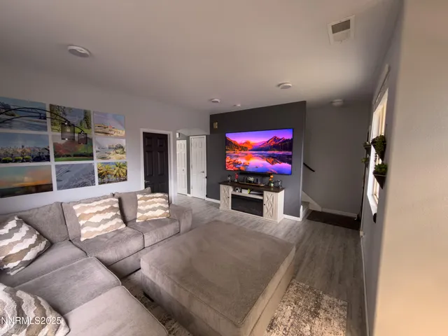 $427,500 | 9635 Meadowstar Drive, Reno, NV 89506