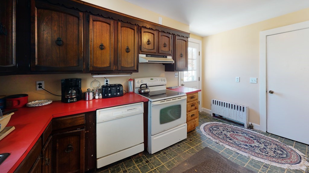 86 Wrentham Road Bellingham, MA 02019 - Photo 11 of 33 Gallery Image 11