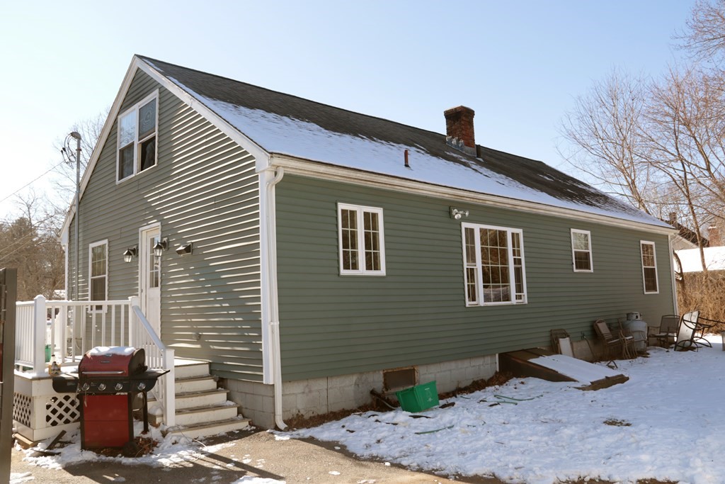 86 Wrentham Road Bellingham, MA 02019 - Photo 27 of 33 Gallery Image 27