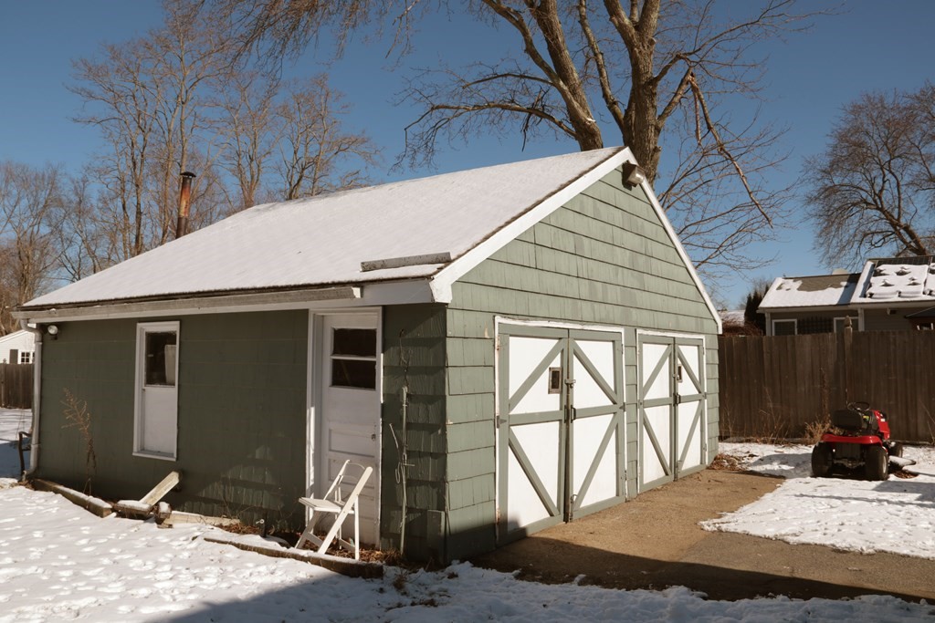 86 Wrentham Road Bellingham, MA 02019 - Photo 30 of 33 Gallery Image 30