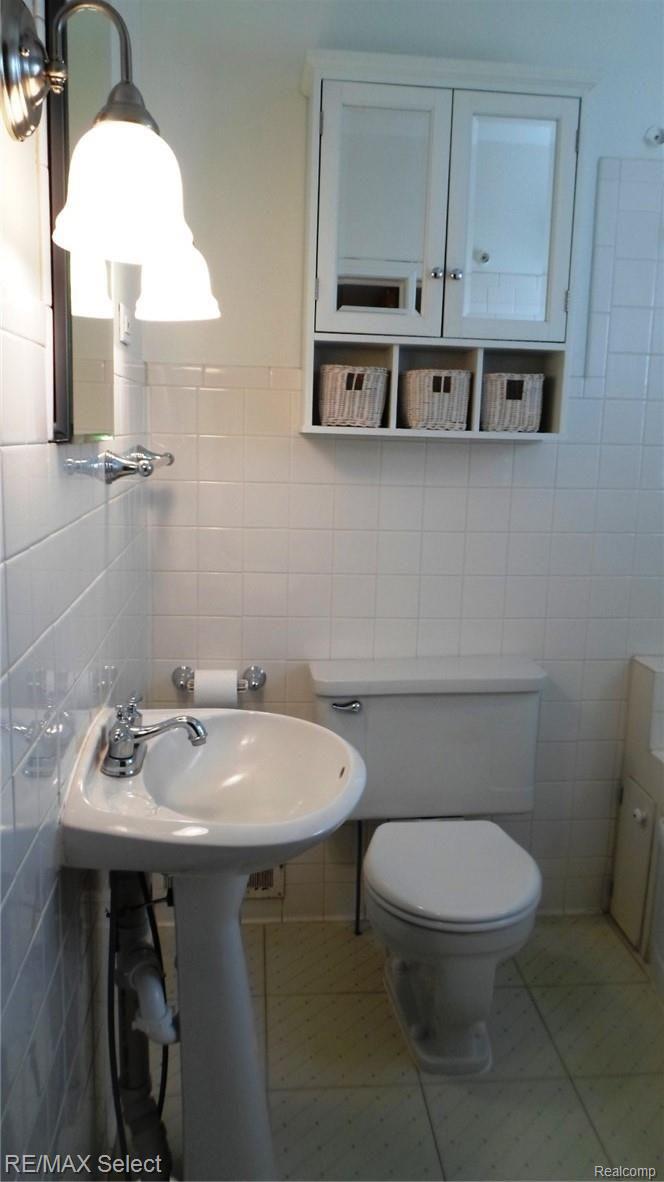 5216 East Stanley Road Flint, MI 48506 - Photo 18 of 37 SAM_5073.JPG