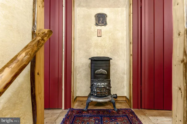 $739,000 | 270 7 Ponds Road, Amissville, VA 20106