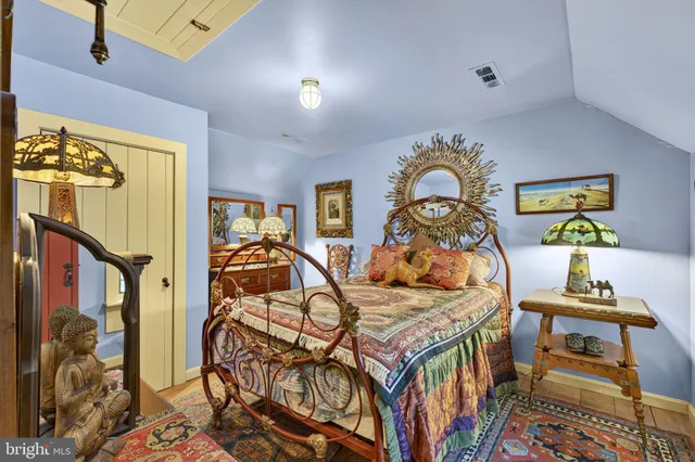 $739,000 | 270 7 Ponds Road, Amissville, VA 20106