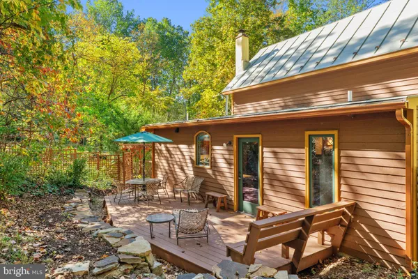 $715,000 | 270 7 Ponds Road, Amissville, VA 20106