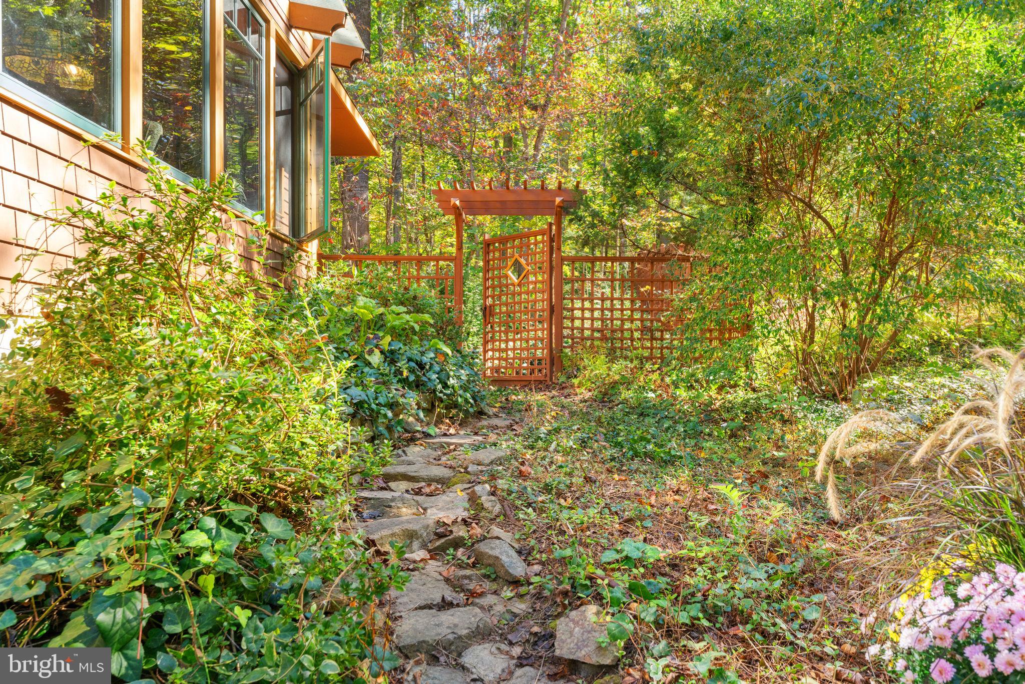 270 7 Ponds Road Amissville, VA 20106 - Photo 28 of 37 Garden path foley