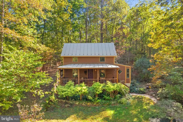 $739,000 | 270 7 Ponds Road, Amissville, VA 20106