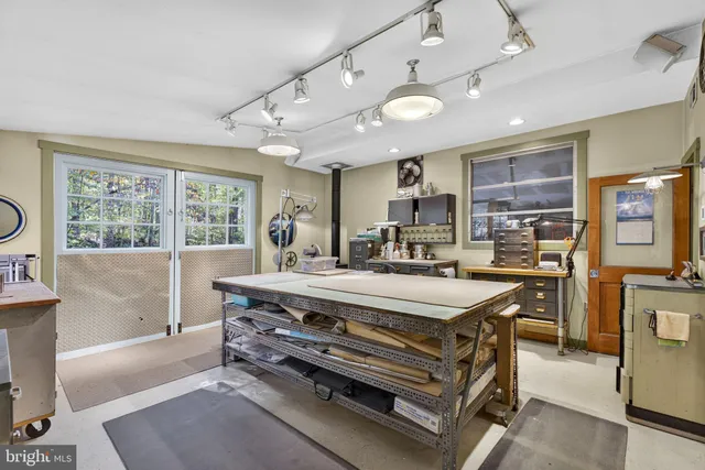 $739,000 | 270 7 Ponds Road, Amissville, VA 20106