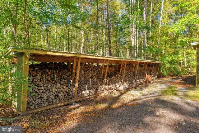 $739,000 | 270 7 Ponds Road, Amissville, VA 20106