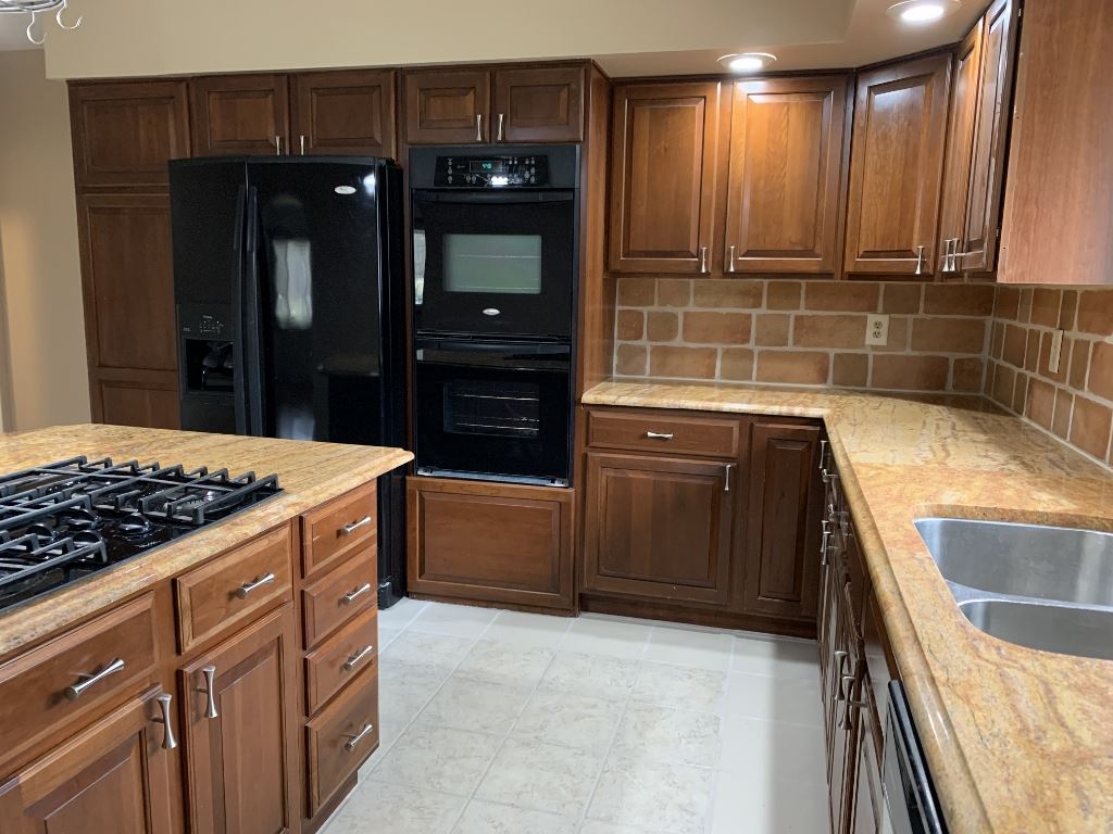 4014 Green Valley Road Huntington, WV 25701 - Photo 12 of 26 Gallery Image 12