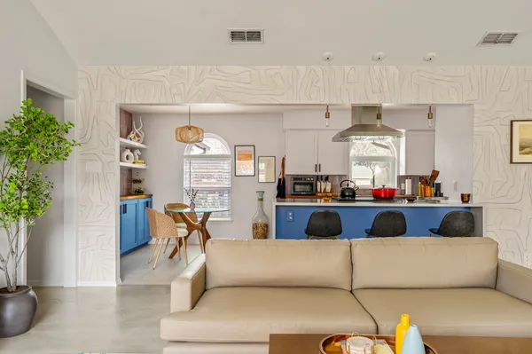 $3,450 | 9300 Meadow Vale, Austin, TX 78758