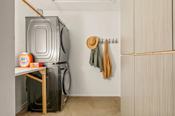 $3,450 | 9300 Meadow Vale, Austin, TX 78758