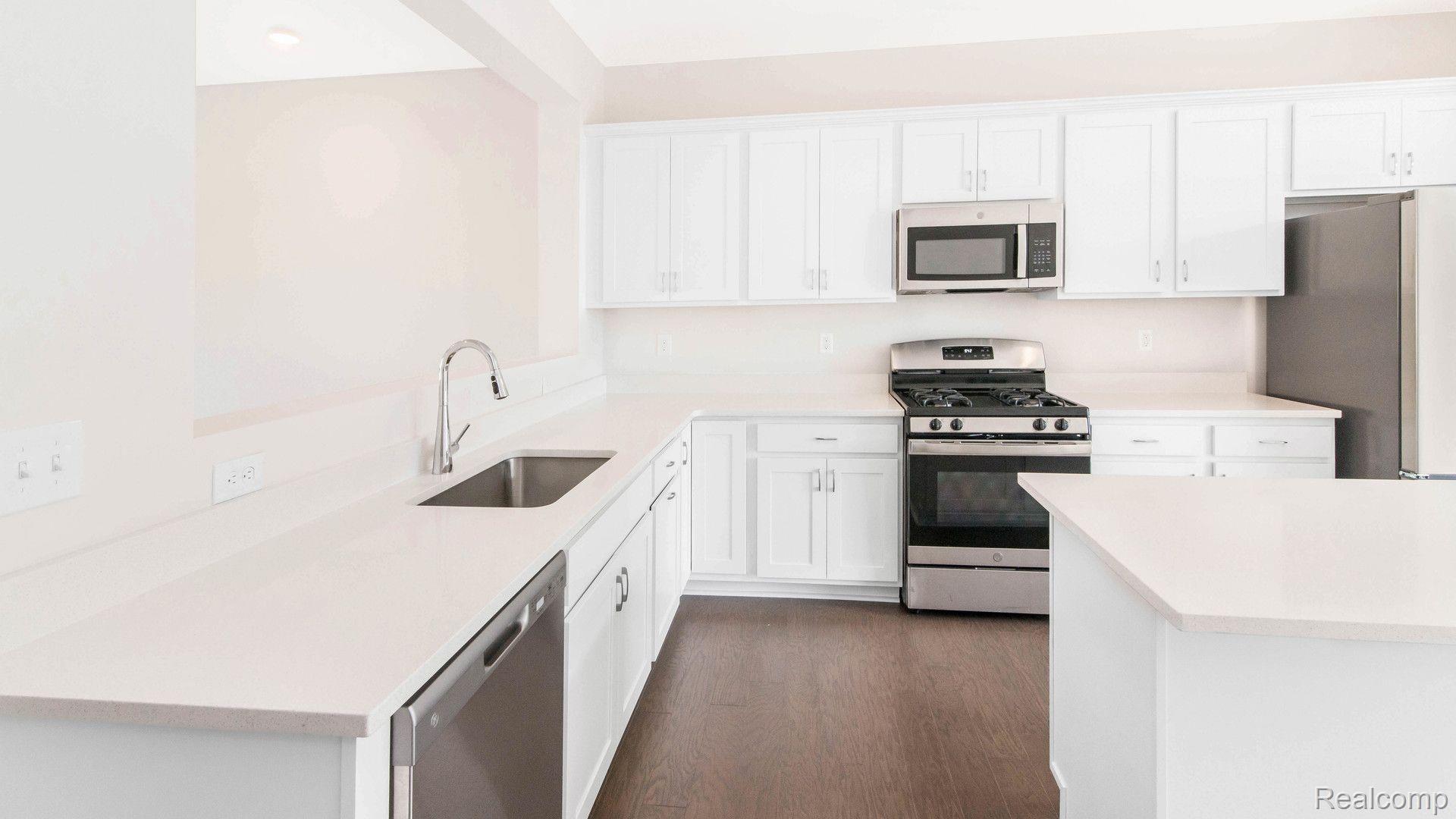 49679 Cherry Hill Road Canton, MI 48188 - Photo 9 of 25 Gallery Image 9