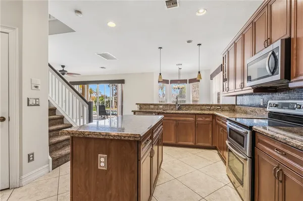 $650,000 | 1120 Amethyst Drive Southwest, Vero Beach, FL 32968