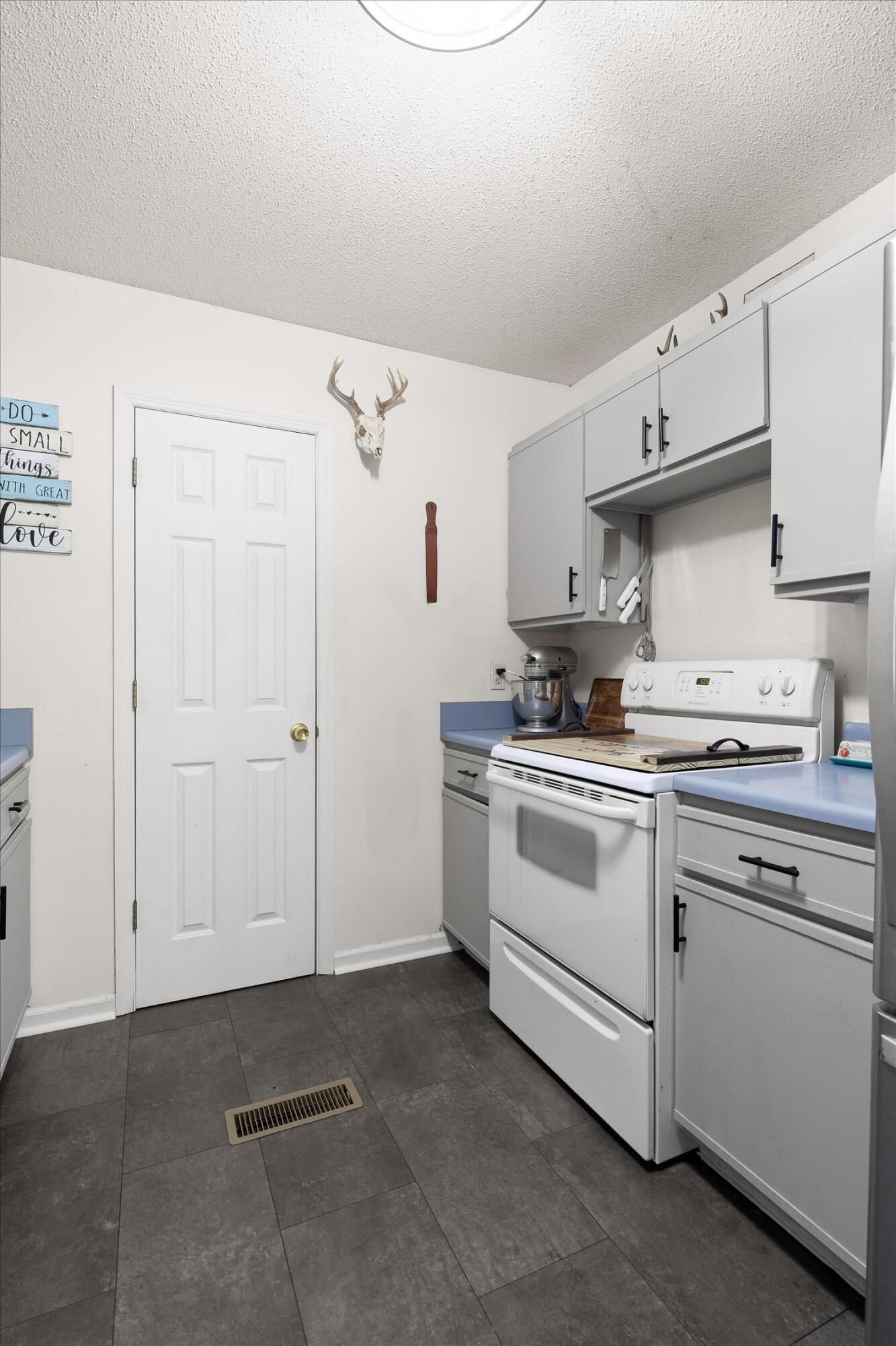 1884 Peavine Road Rock Spring, GA 30739 - Photo 19 of 37 23-1884 Peavine-13