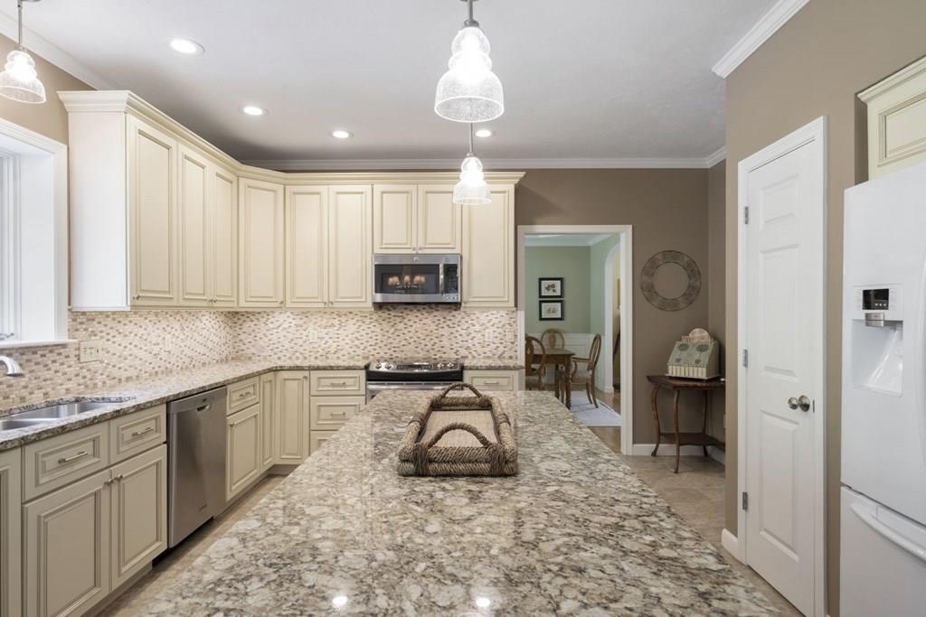92 Saddle Hill Road Hopkinton, MA 01748 - Photo 16 of 41 Gallery Image 16