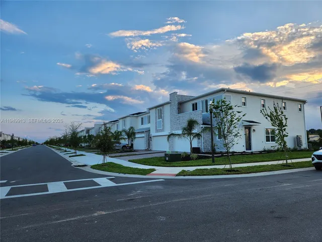 $2,650 | 108 Bogey Drive, Davenport, FL 33896