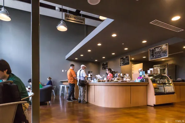 a view of an outdoor space with sitting area