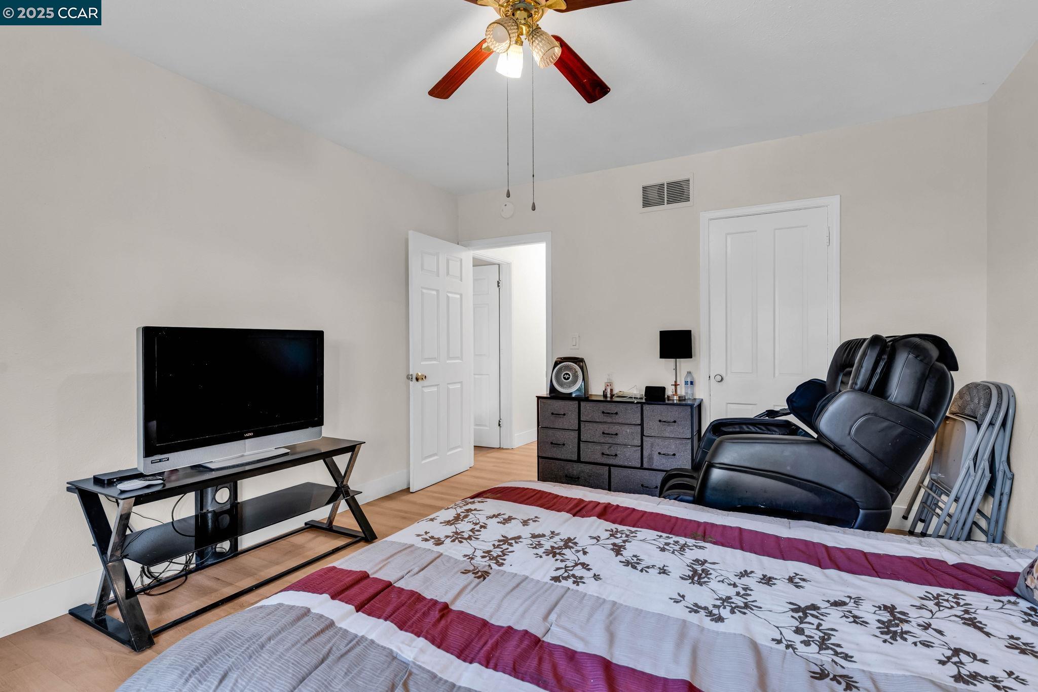 1455 Grove Way Concord, CA 94518 - Photo 32 of 55