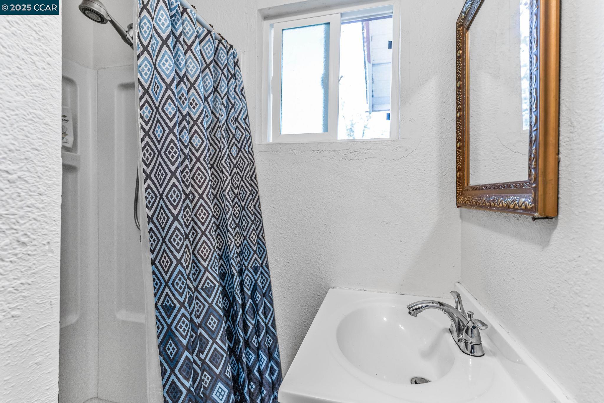 1455 Grove Way Concord, CA 94518 - Photo 33 of 55