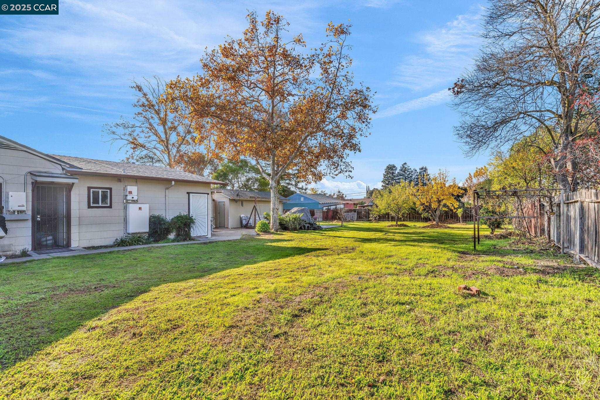 1455 Grove Way Concord, CA 94518 - Photo 35 of 55