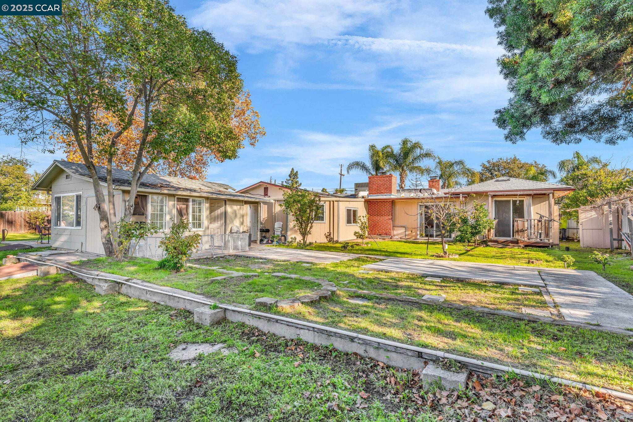 1455 Grove Way Concord, CA 94518 - Photo 42 of 55