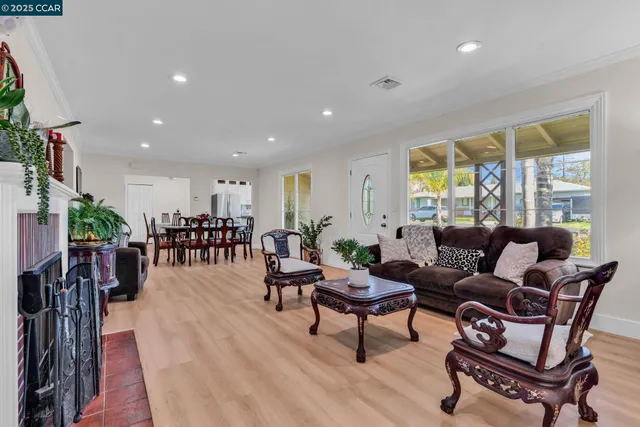 $1,099,888 | 1455 Grove Way, Concord, CA 94518