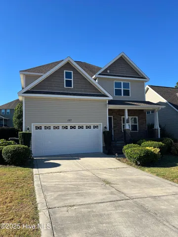 $2,200 | 127 Lightwater Drive, Aberdeen, NC 28315