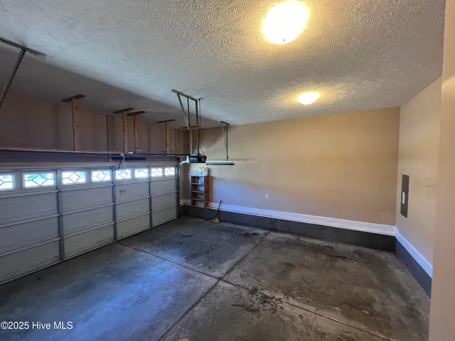 $2,200 | 127 Lightwater Drive, Aberdeen, NC 28315