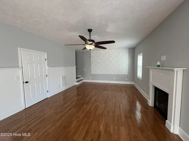 $2,200 | 127 Lightwater Drive, Aberdeen, NC 28315