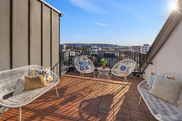 $1,150,000 | 5716 14th Avenue Northwest, Seattle, WA 98107