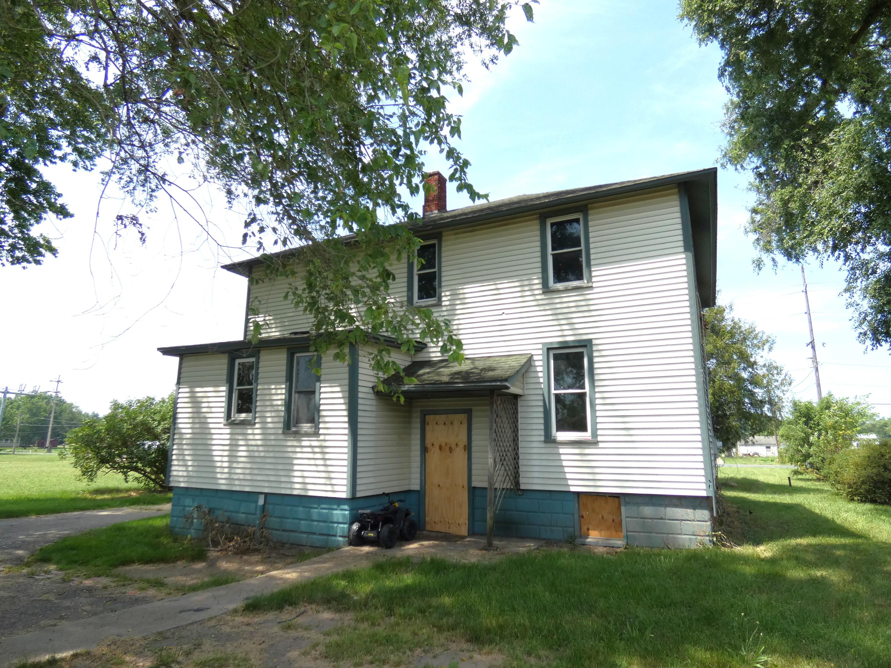 2529 Somerlayton Road Benton Harbor, MI 49022 - Photo 4 of 21 P1060969