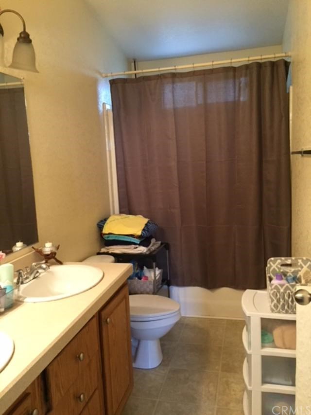 12101 Indiana Riverside Ca, Unit 5 Riverside, CA 92505 - Photo 9 of 12 Gallery Image 9