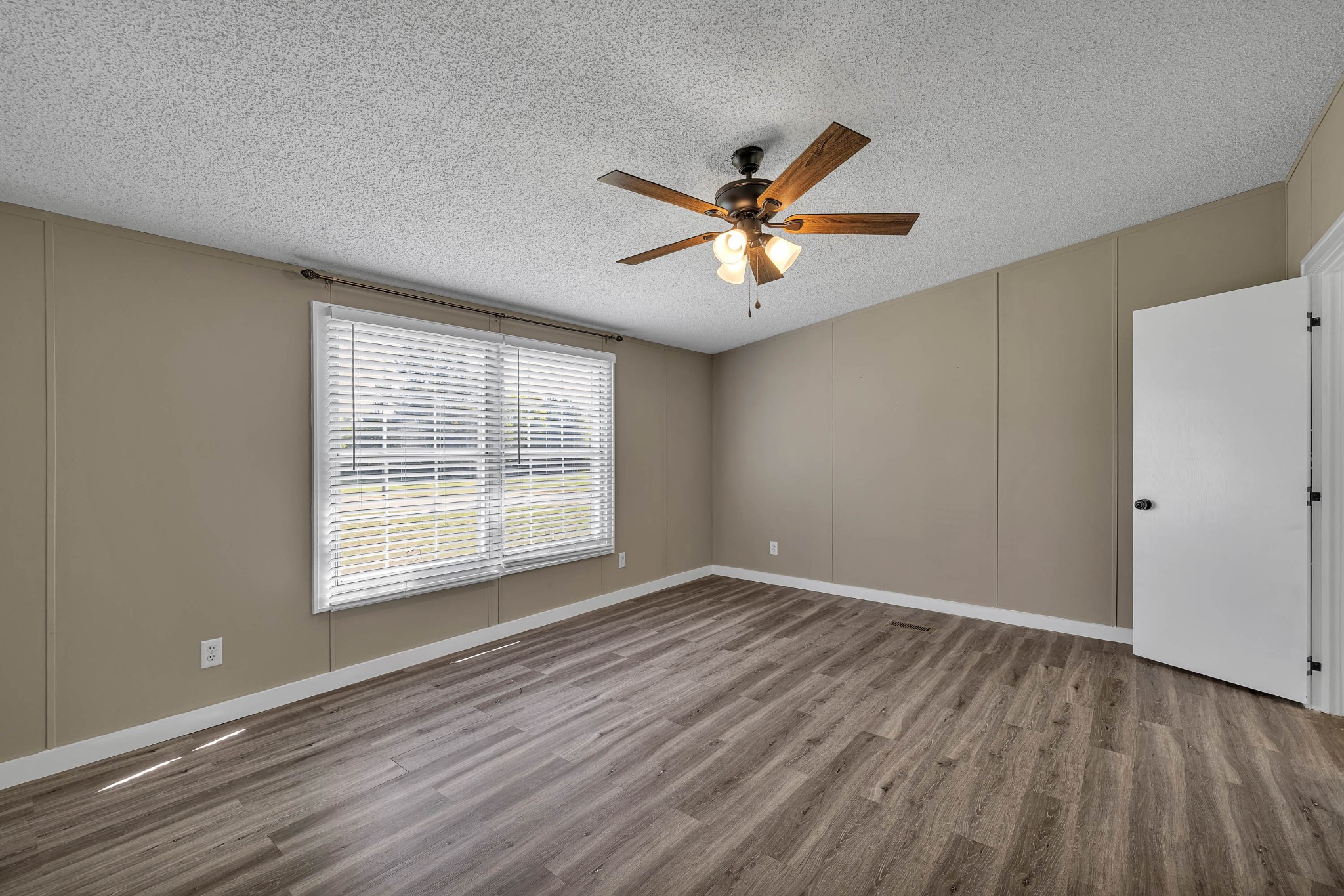 933 Ridgeview Road Maryville, TN 37801 - Photo 11 of 31 Gallery Image 11