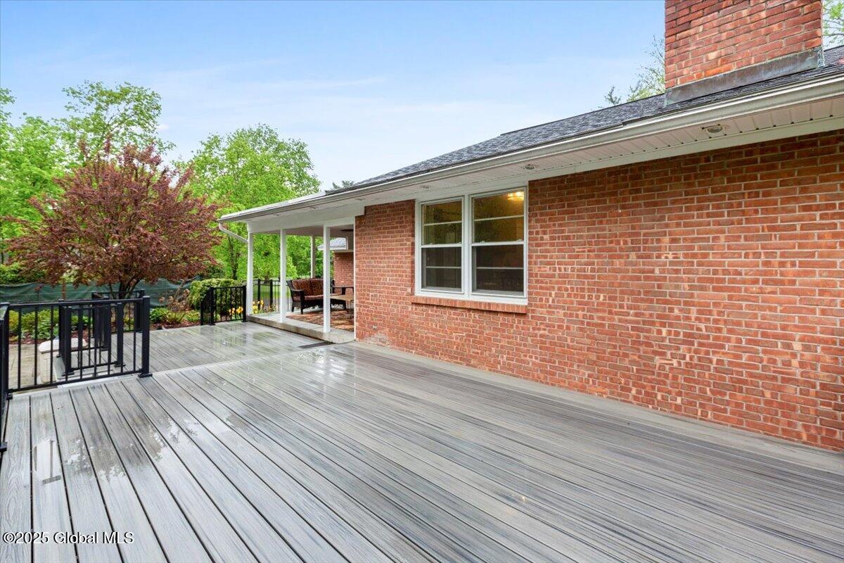 50 Darroch Road Bethlehem, NY 12054 - Photo 24 of 32 04-MW2_8566