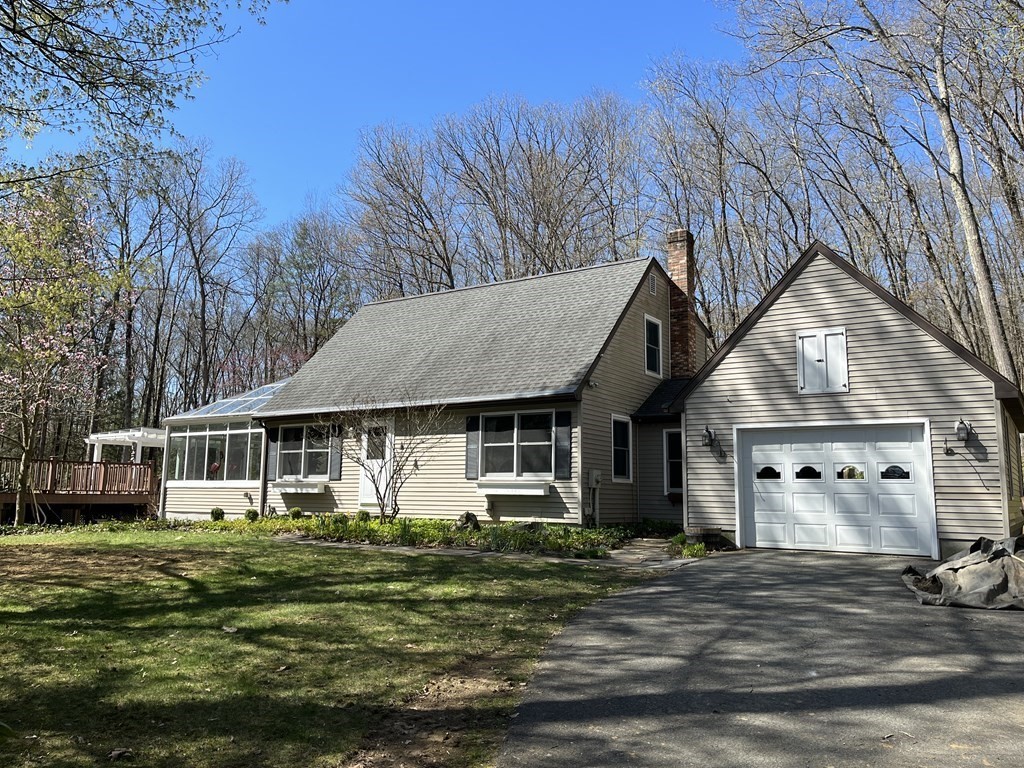 117 Stillwater Road Deerfield, MA 01373 - Photo 1 of 39 Gallery Image 1