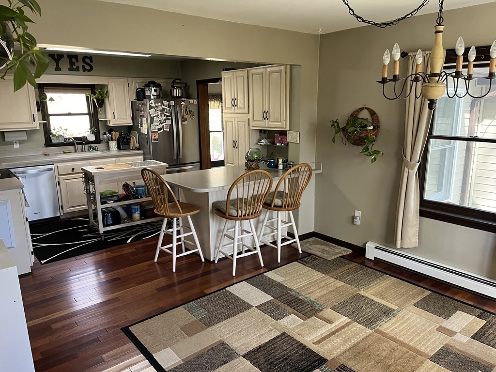 117 Stillwater Road Deerfield, MA 01373 - Photo 9 of 39 Gallery Image 9