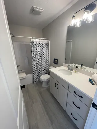 $240,000 | 301 Vista Green Court, Holland, MI 49423