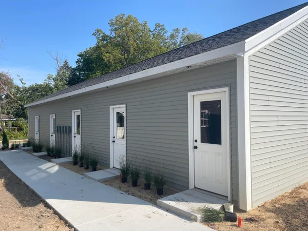 $240,000 | 301 Vista Green Court, Holland, MI 49423