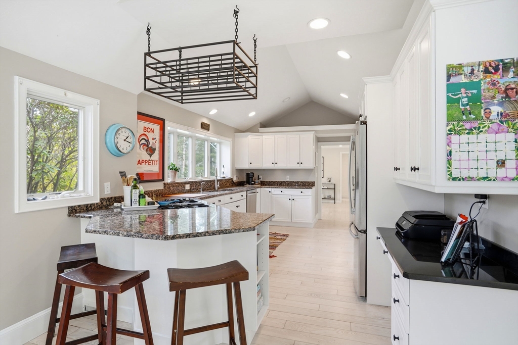 180 Chestnut Street Duxbury, MA 02332 - Photo 16 of 42