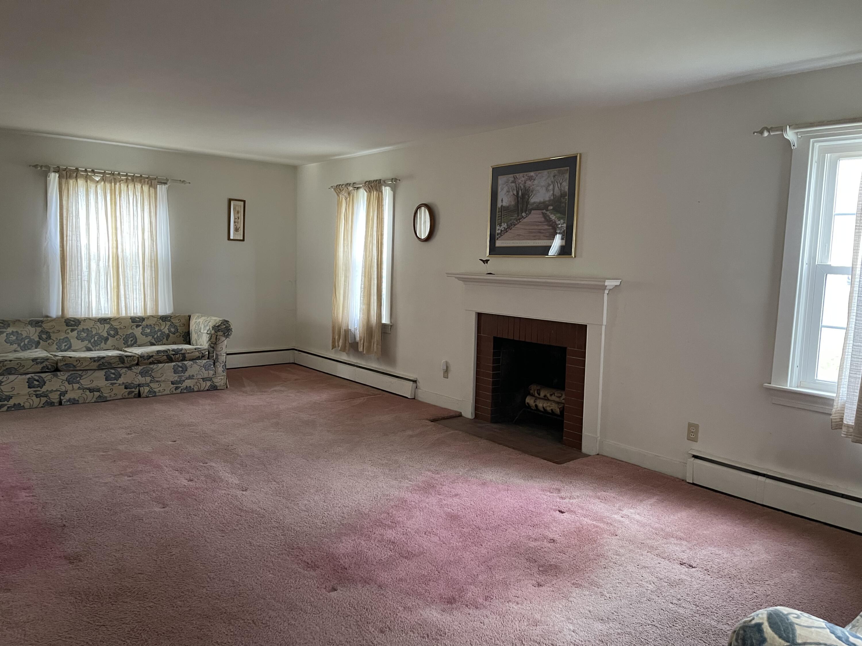 1331 State Street Bangor, ME 04401 - Photo 20 of 37 D2463DFD-3073-461E-B01D-A1AA76453ACB