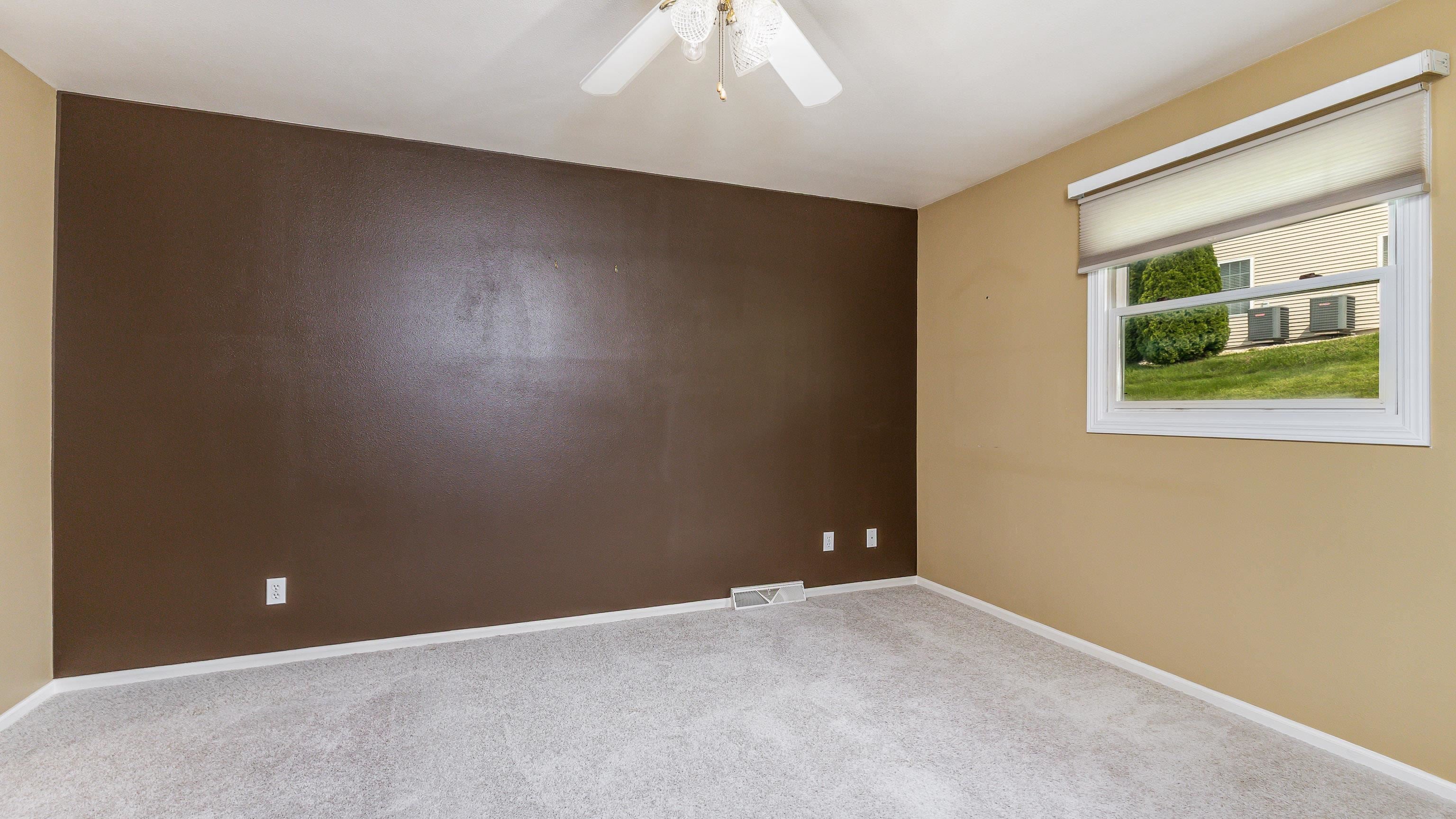 5125 Valley Forge Road Dubuque, IA 52002 - Photo 17 of 36 Gallery Image 17