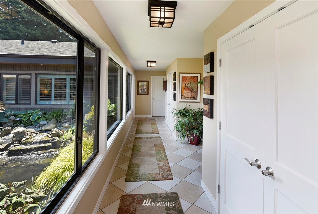 3010 Russet Road Brier, WA 98036 - Photo 11 of 25 Gallery Image 11
