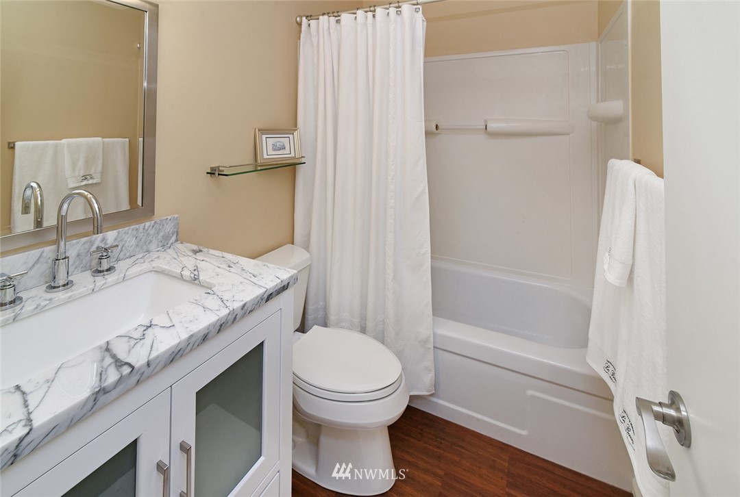 3010 Russet Road Brier, WA 98036 - Photo 21 of 25 Gallery Image 21