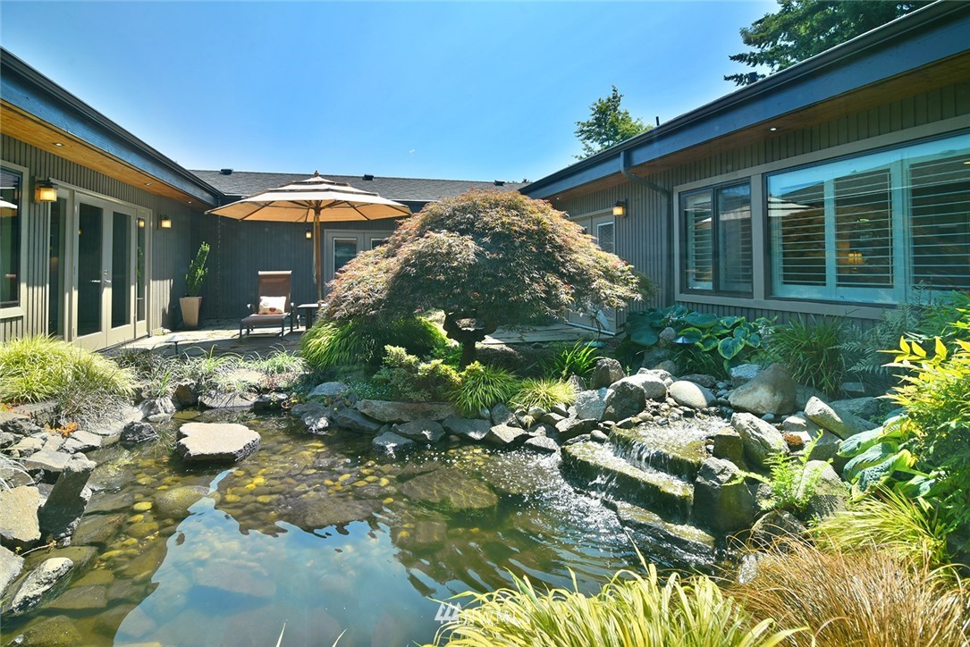 3010 Russet Road Brier, WA 98036 - Photo 8 of 25 Gallery Image 8
