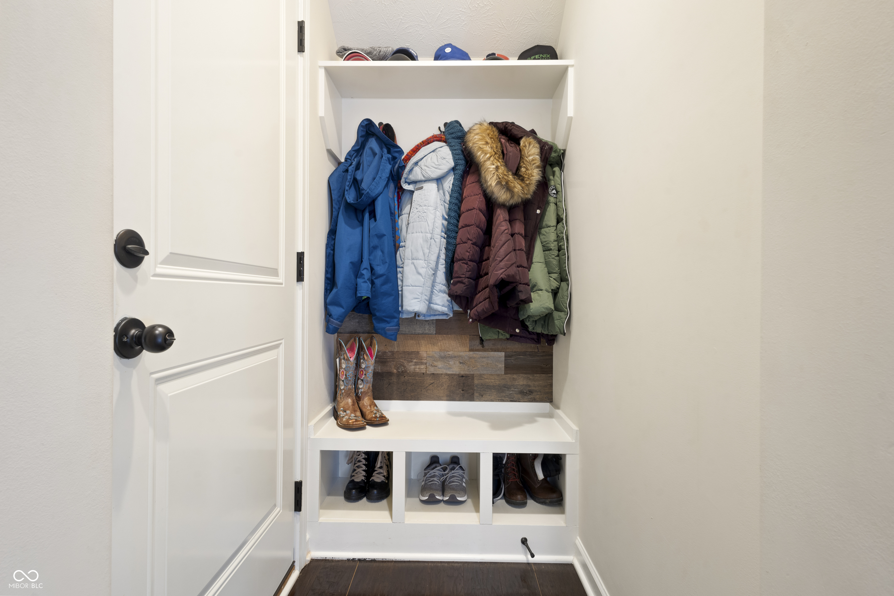 9109 Rising Road Indianapolis, IN 46216 - Photo 22 of 41